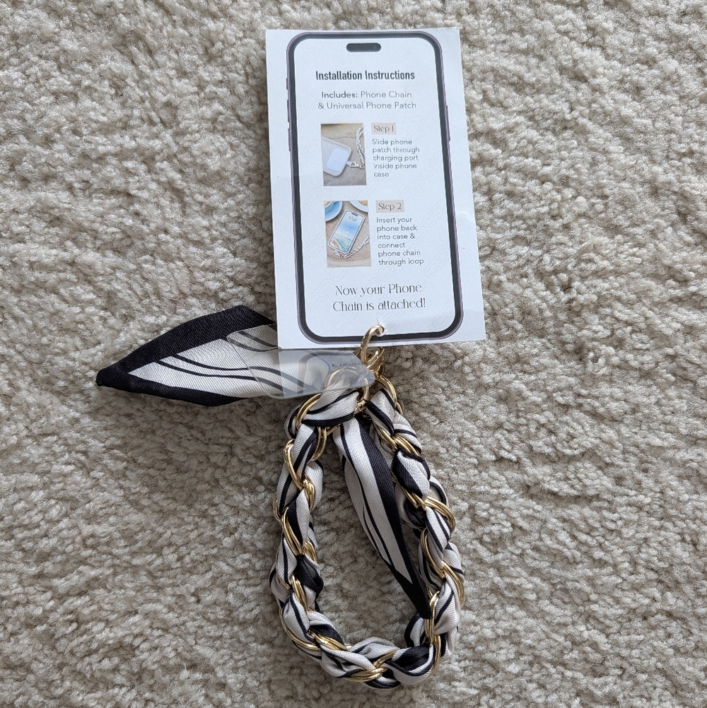 Stylish Black & White Chain Phone chain